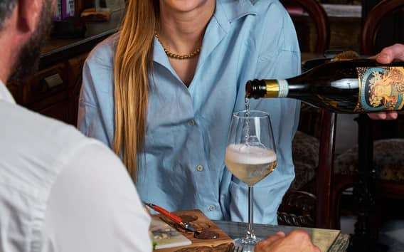 Dîner romantique pour deux sur la Piazza dei Signori à Padoue