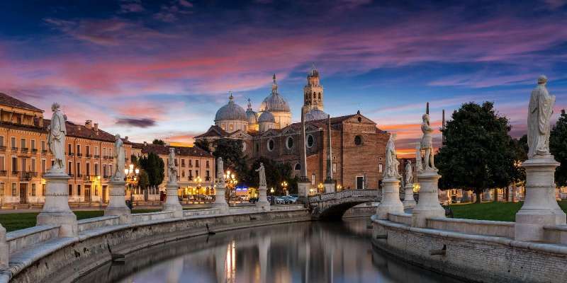 Evening illumination times for Padua's major monuments