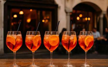 Padua: Spritz Cocktail Tour with 5 Drinks