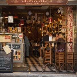 Food & Wine Pairings auf der Piazza dei Signori + professionelles Glas-Souvenir