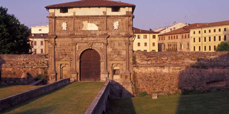 Porta San Giovanni
