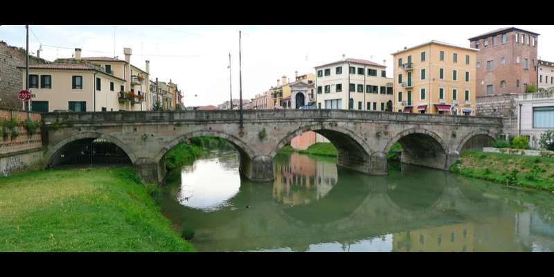 Pont et Porta Molino